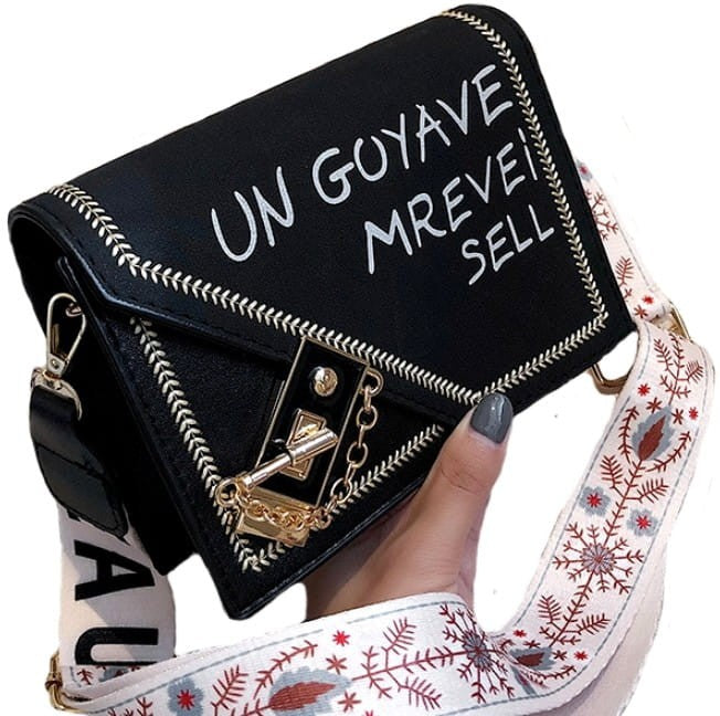 Rankinė moterims C80 juoda