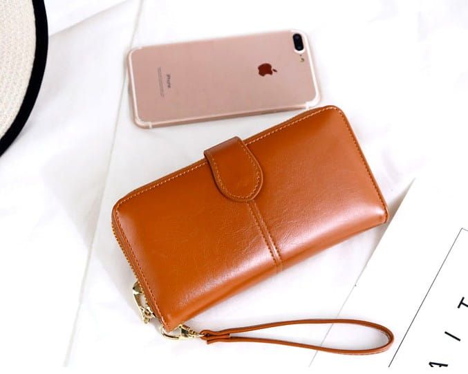 Moteriška piniginė C33, ruda D1794