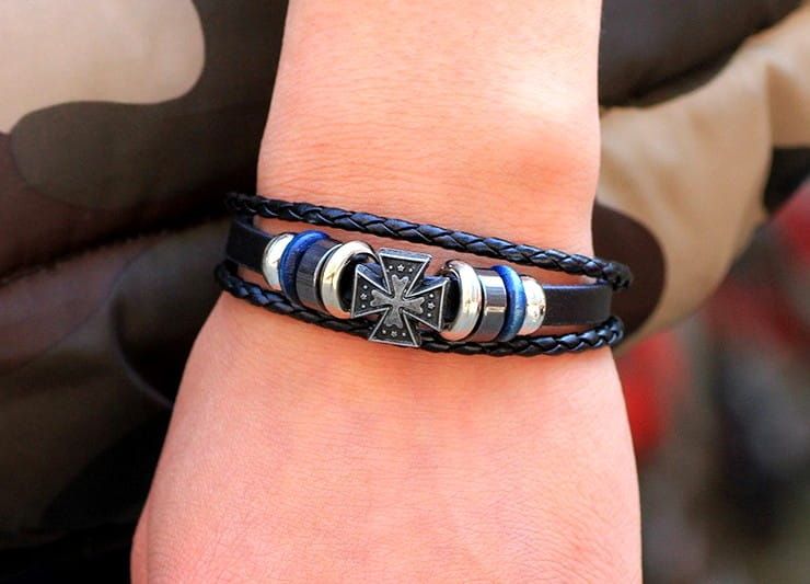 Vyriška apyrankė P16 A11