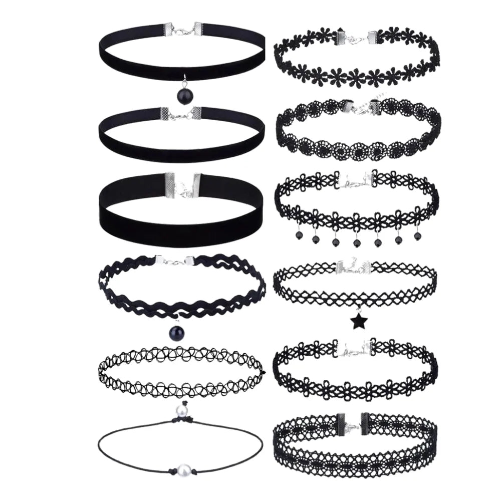 Juodas nėriniuotų chokerių rinkinys (12 vnt.)