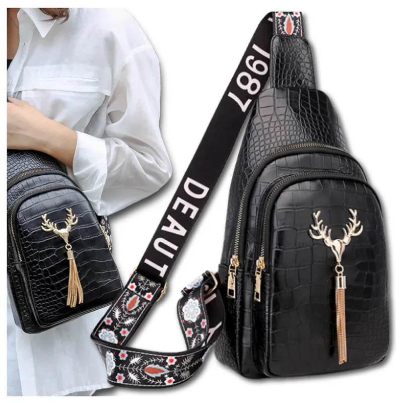 Moteriška rankinė per petį, juoda R501