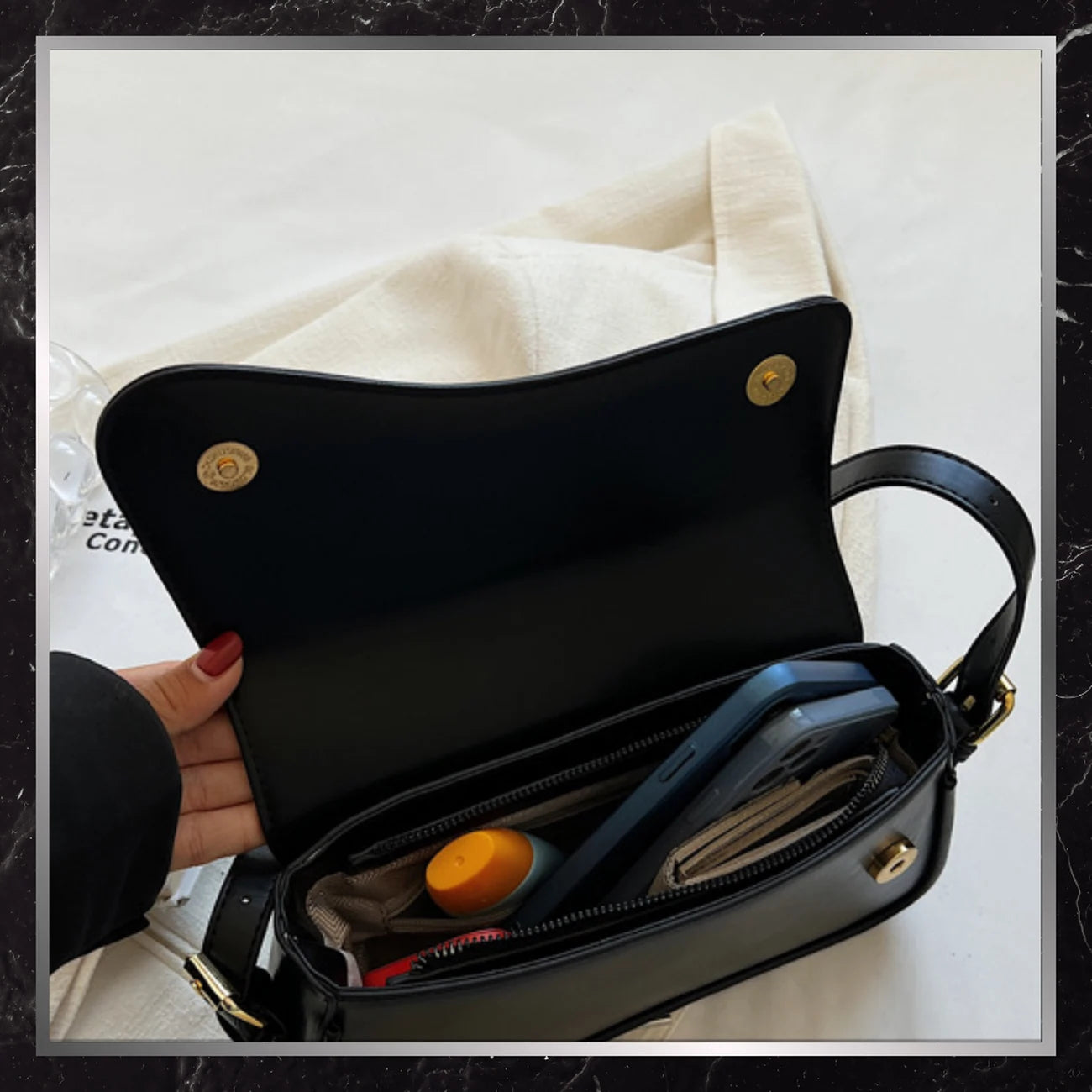 Moteriška rankinė BAD&BAGS, juoda oda, maža