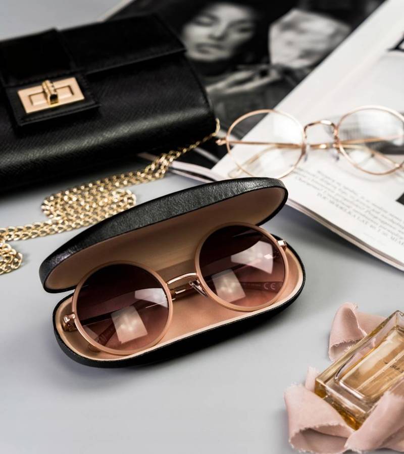 Akinių dėklas Cavaldi, juodas