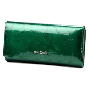 Pierre Cardin 02 LEAF 122 žalia lakuotos odos piniginė zielony