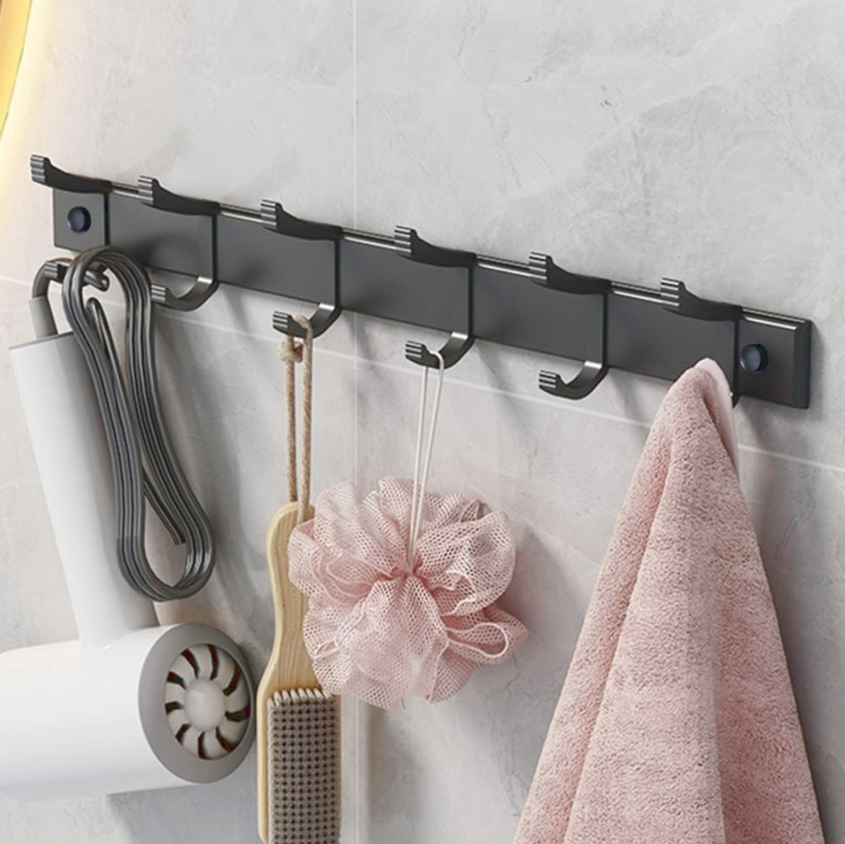 Kabliukai vonios kambariui L8