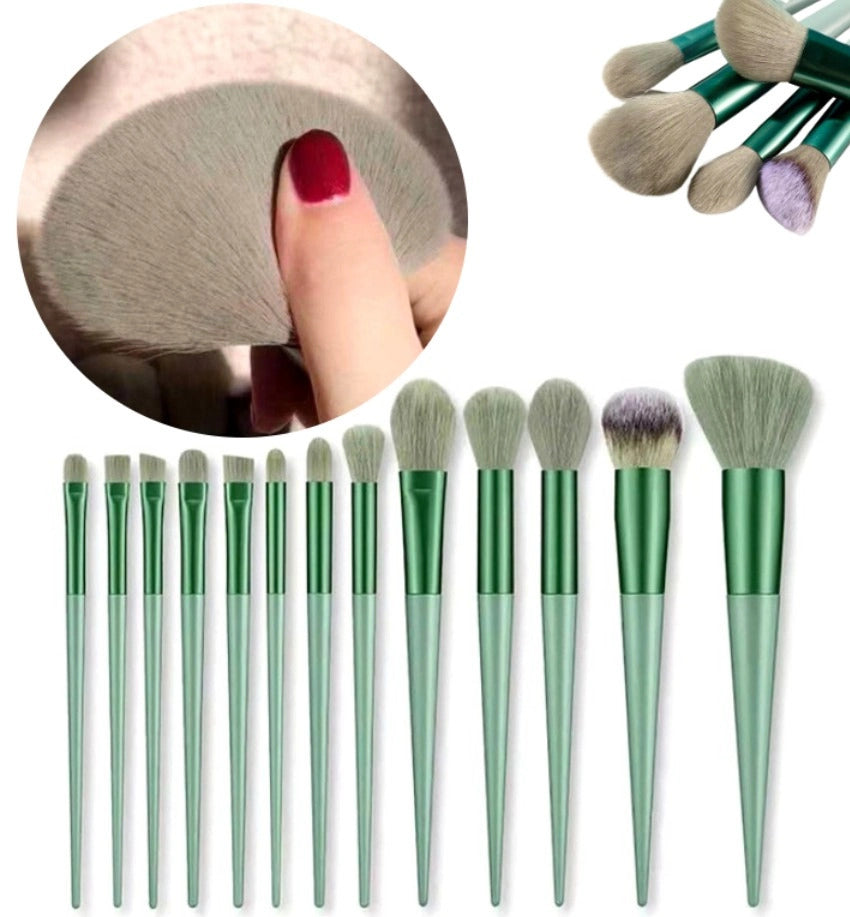 Makiažo pagrindo šepetėlių komplektas 13 vnt. C4