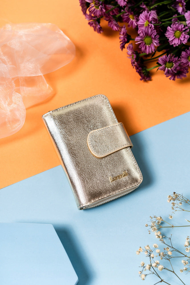 Moteriška piniginė C22, auksinė D1797