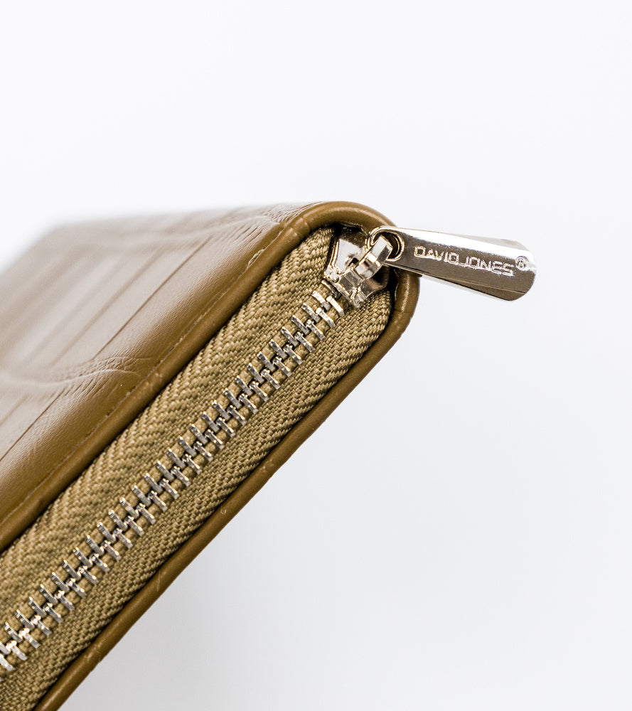 Moteriška piniginė David Jones G8, ruda D1758