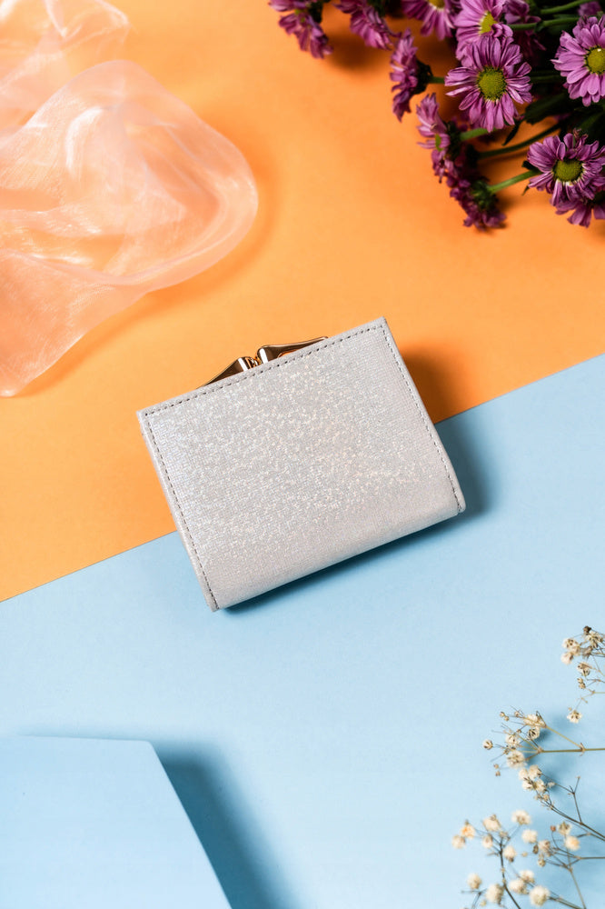 Moteriška piniginė Lorenti R6, balta D1743