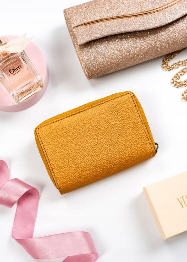 Moteriška piniginė Peterson T17, auksinė D1719