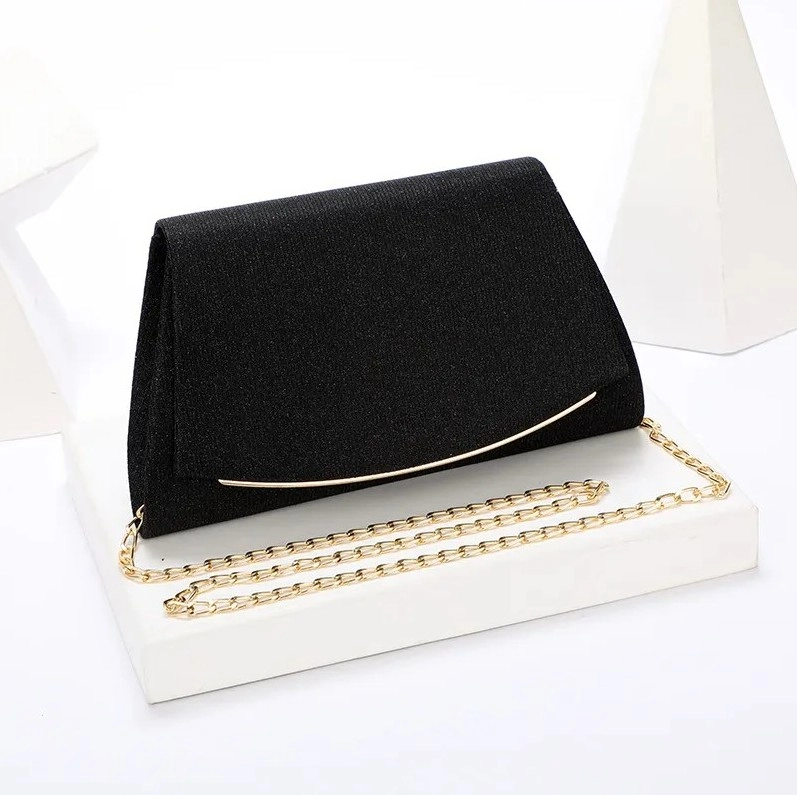 Moteriškas rankinukas per petį, juodas R464