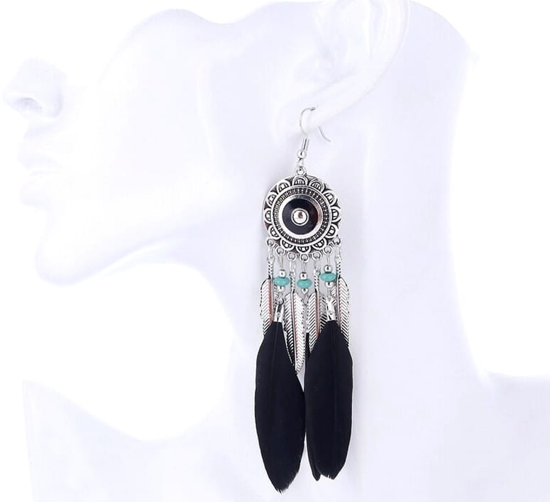 MOTERIŠKI AUSKARAI F104