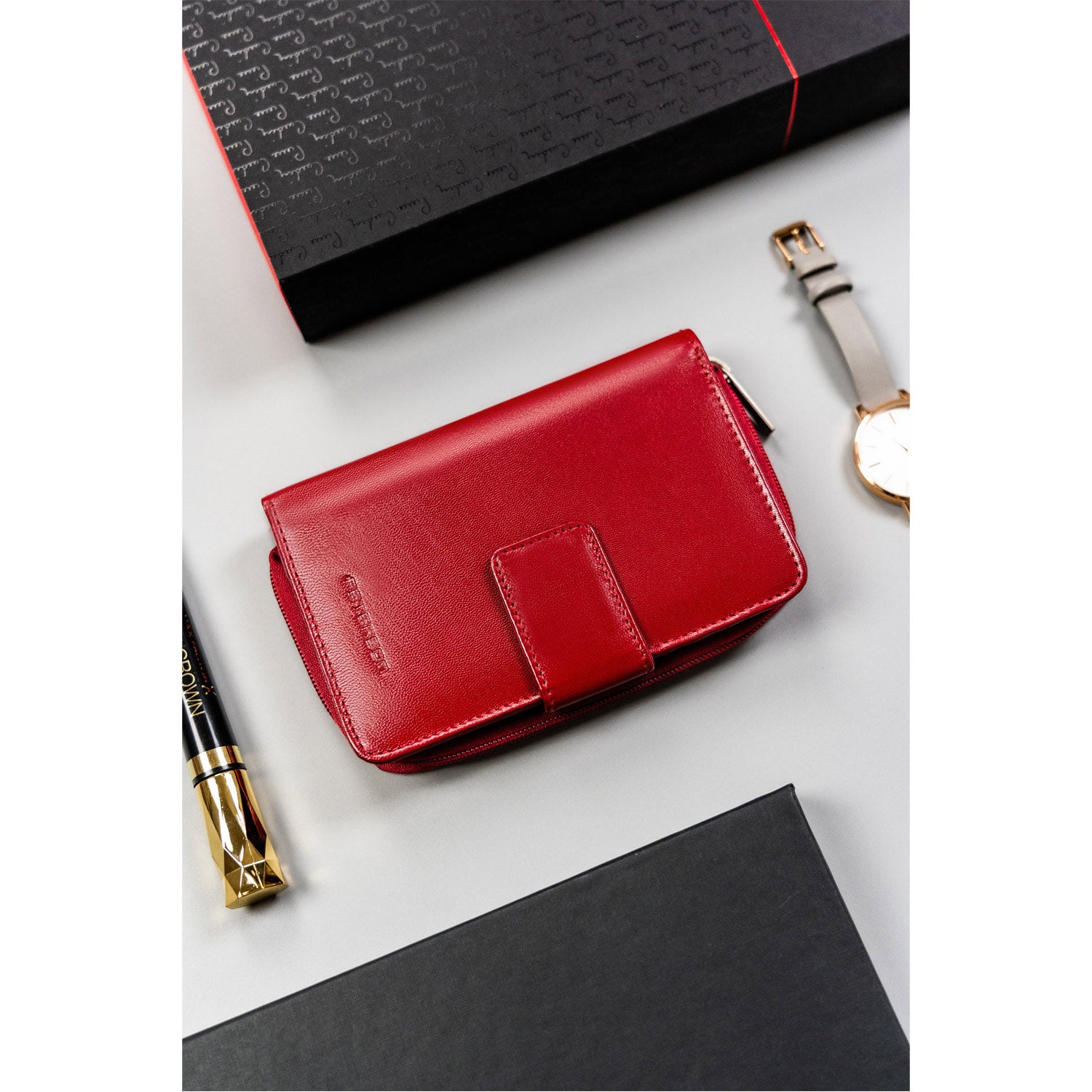 Natūralios odos piniginė moterims Peterson L123 D1591