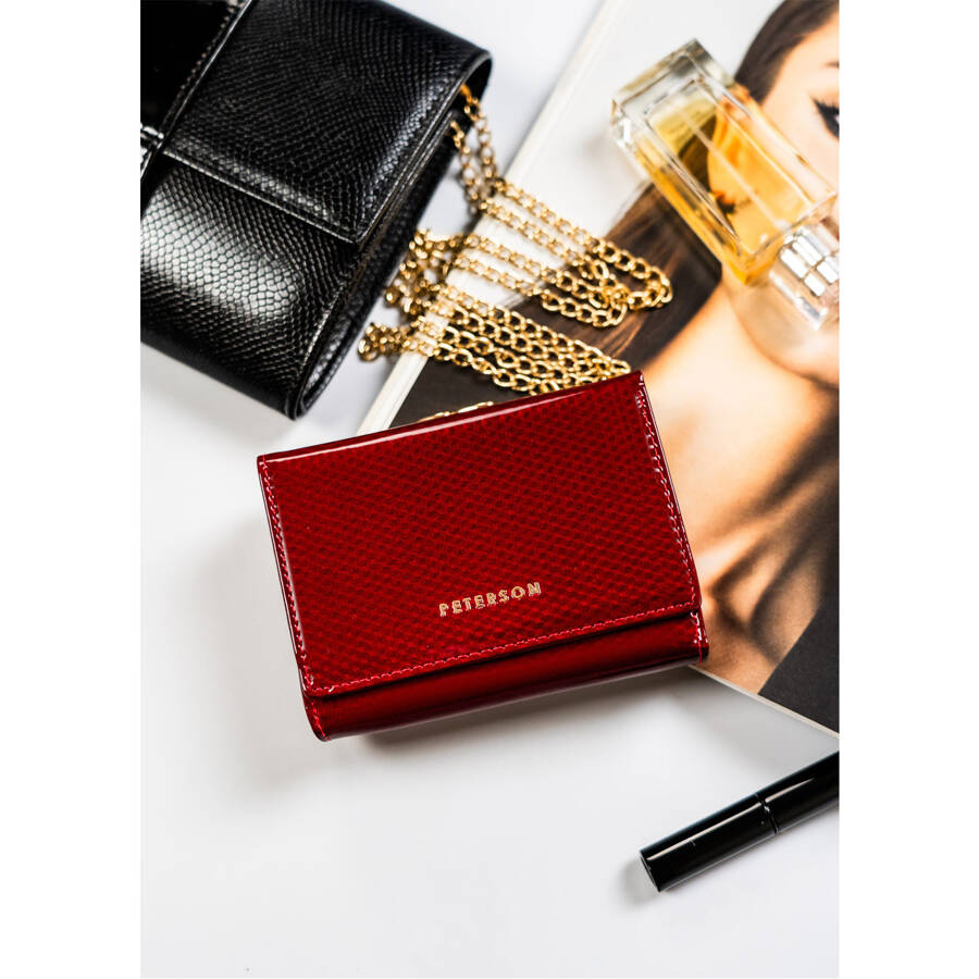 Natūralios odos piniginė moterims Peterson L235 D1467