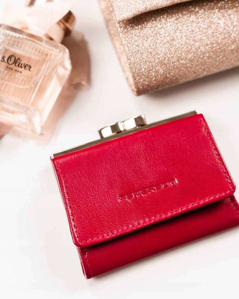 Natūralios odos piniginė moterims Peterson L47 D1404