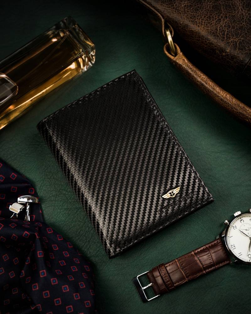 Natūralios odos piniginė vyrams Peterson PT105 S1023