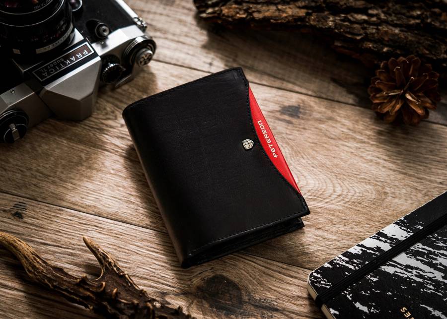 Natūralios odos piniginė vyrams Peterson PT14 S985