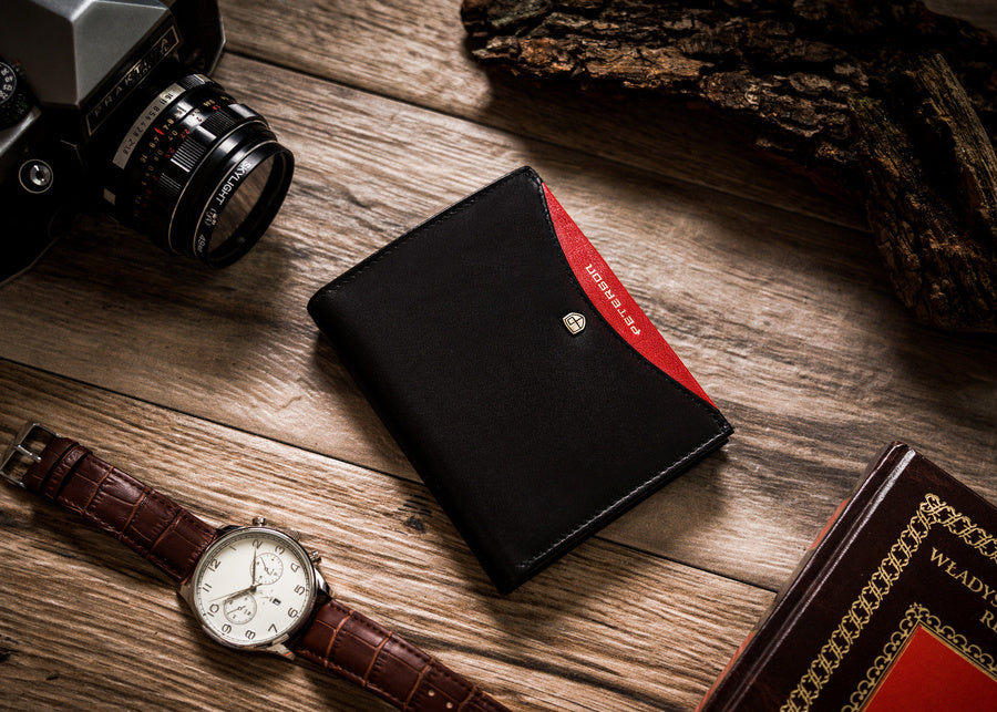 Natūralios odos piniginė vyrams Peterson PT23 S885