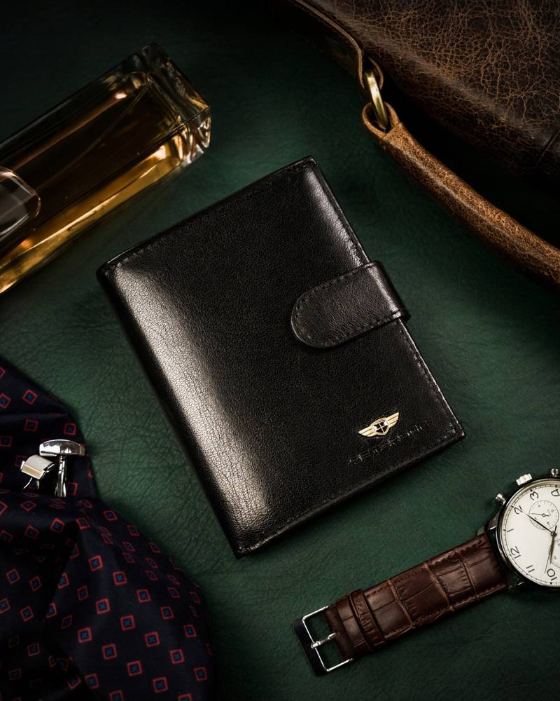 Natūralios odos piniginė vyrams Peterson PT252 S860