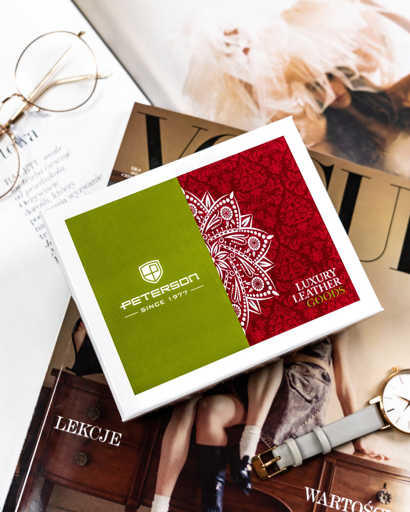 Piniginė moterims Peterson P199 D708