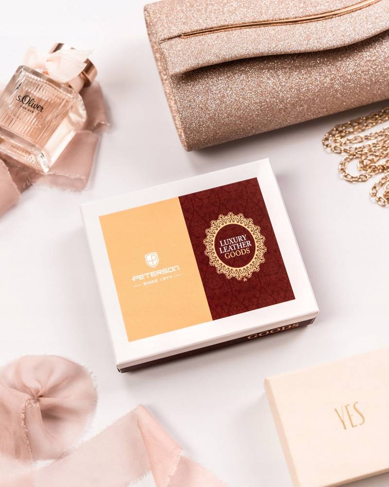 Piniginė moterims Peterson P222 D681