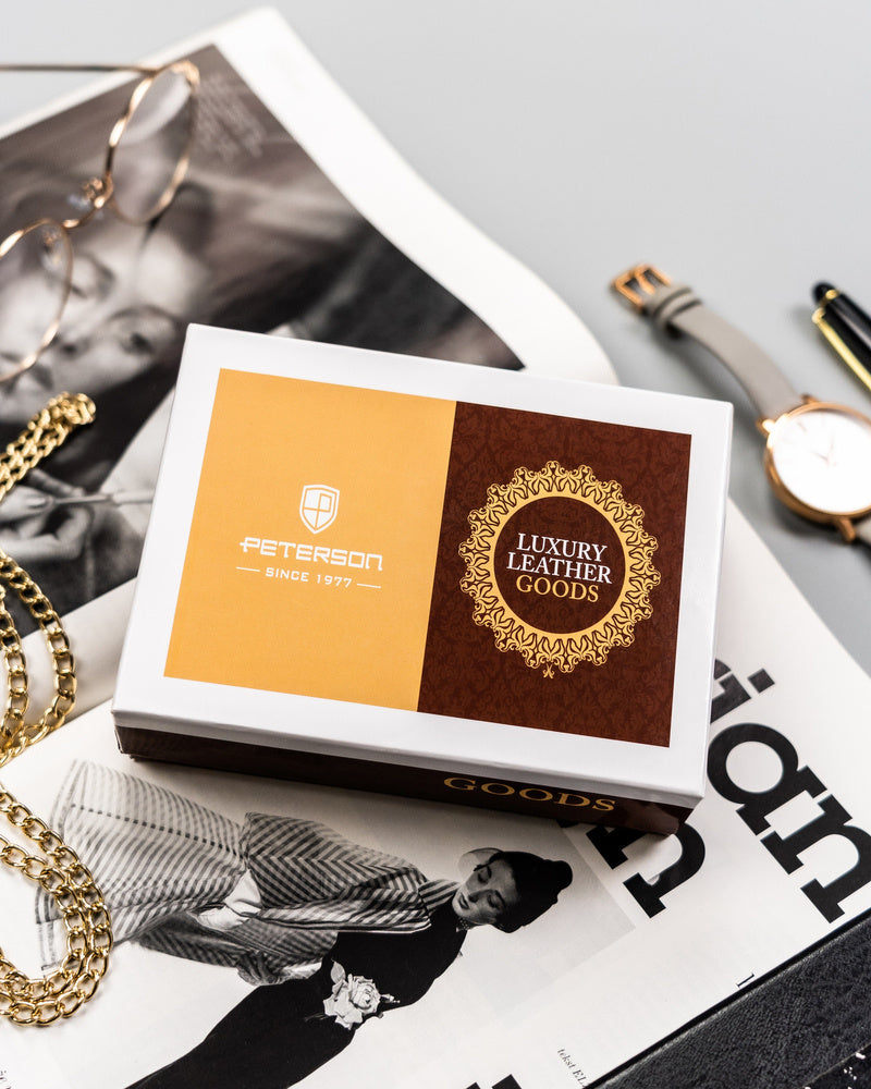 Piniginė moterims Peterson P320 D572