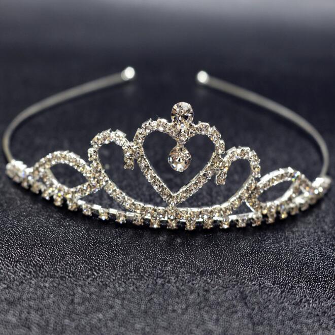 Plaukų aksesuaras - karūna A23 P323