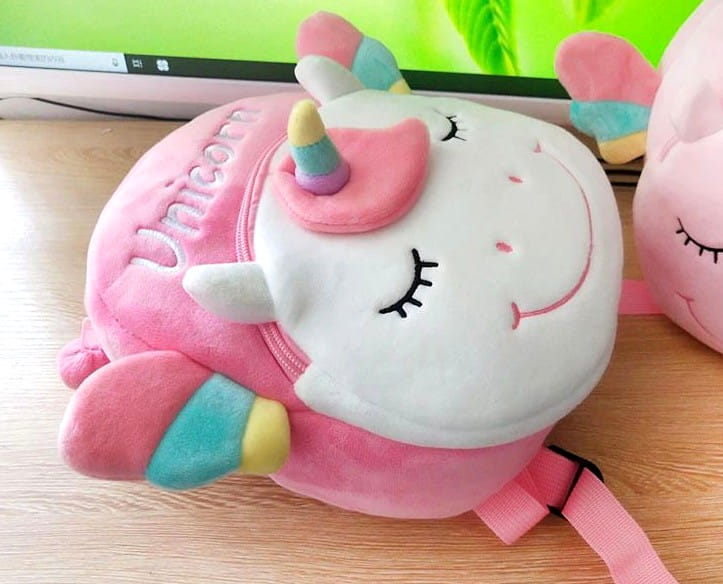 Pliušinė kuprinė - vienaragis S121