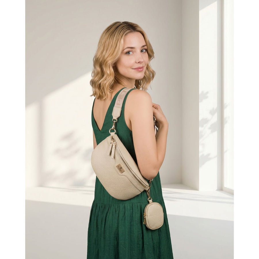 Moteriška smėlio spalvos ekologiškos odos juosmens rankinė „Peterson“ su prisegama pinigine TL17