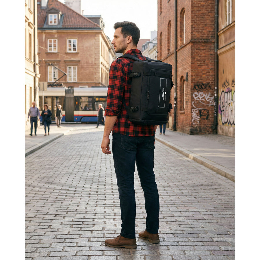 „Peterson“ kelioninė kuprinė (45x30x15 cm), poliesteris, juoda spalva