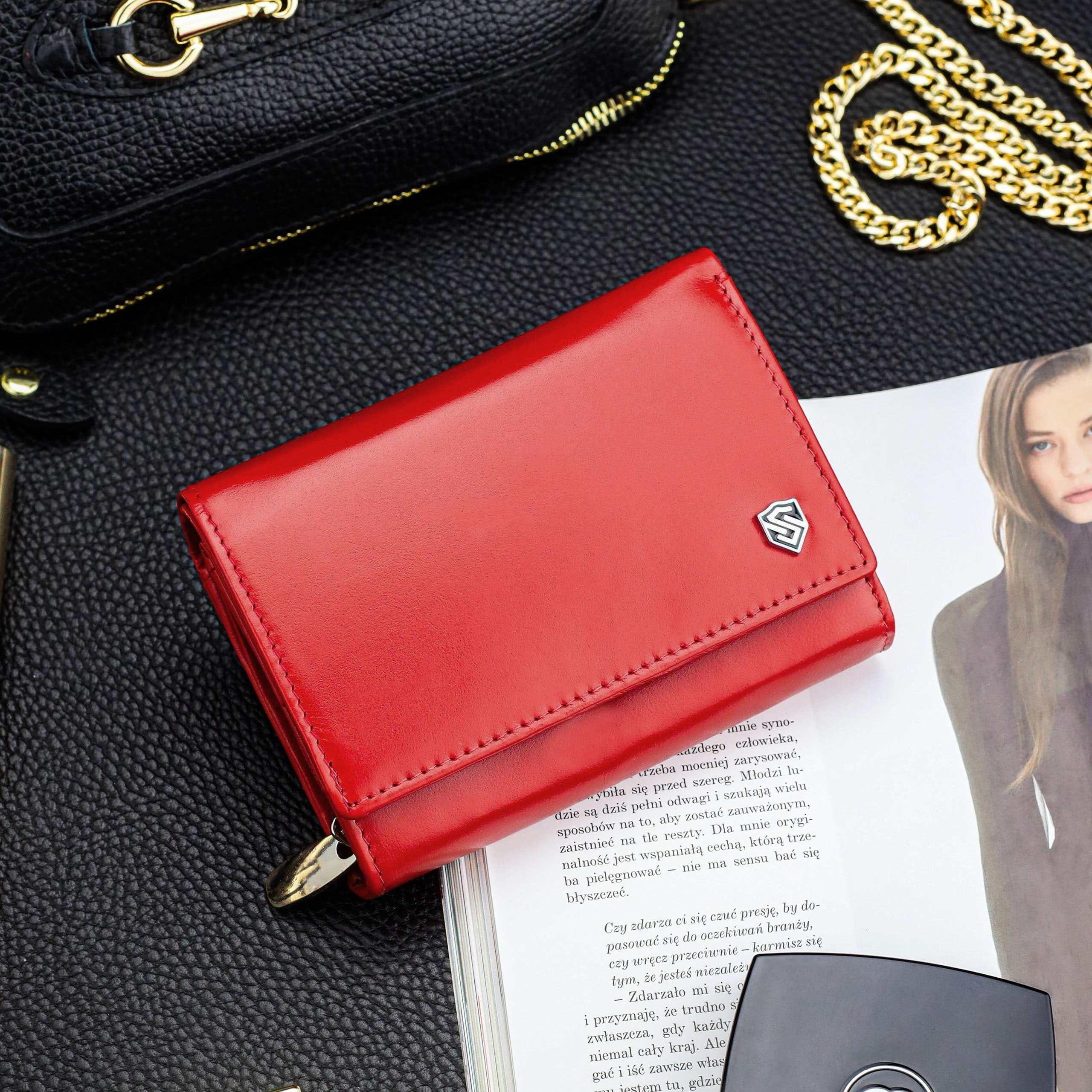 Moteriška odinė piniginė Stevens P38 D1869