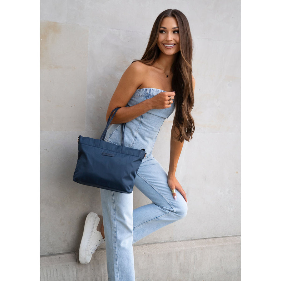 Moteriška „Peterson“ shopper rankinė su magnetiniu užsegimu, tamsiai mėlyna, dirbtinė oda P23