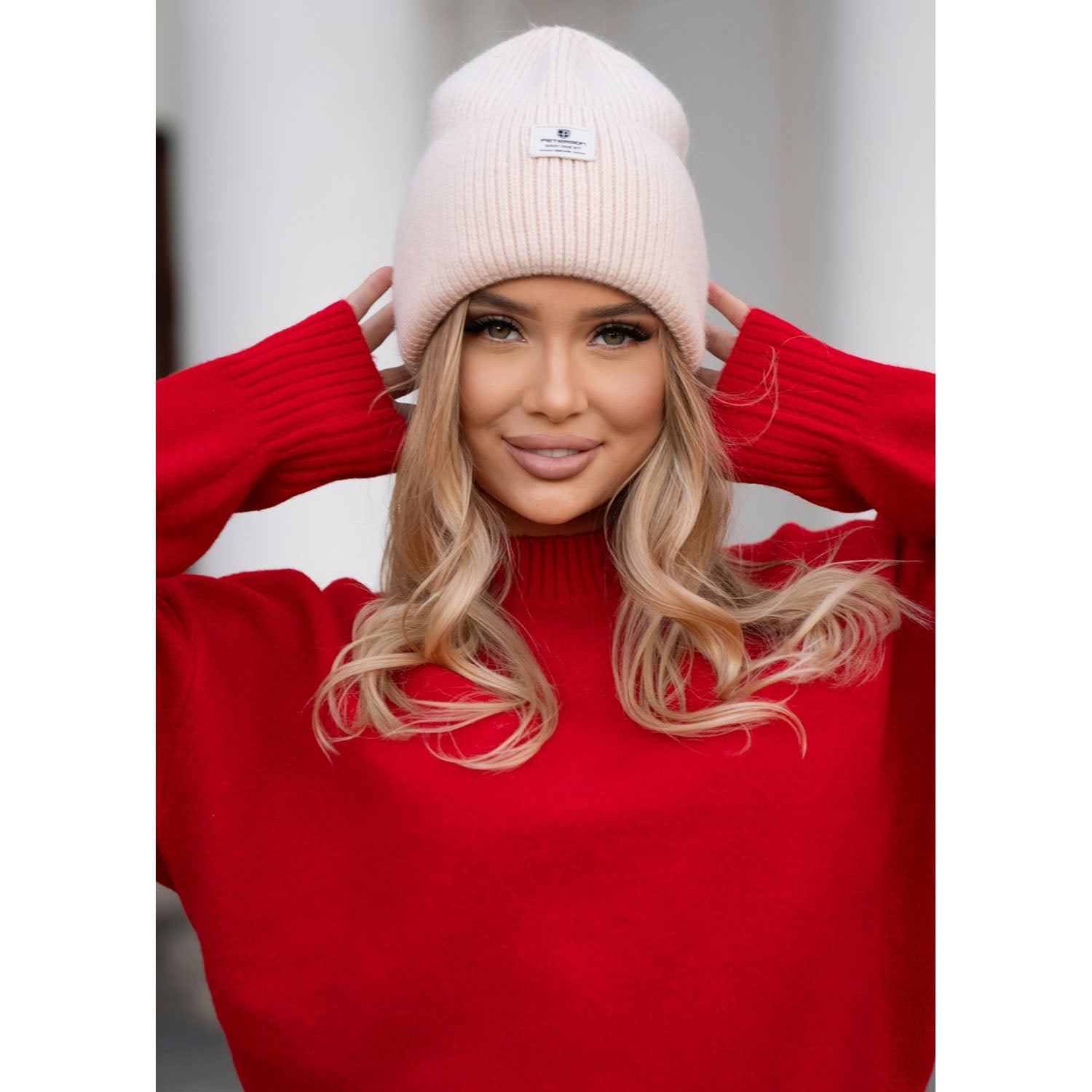 Žieminė kepurė moterims Peterson, smėlio S26