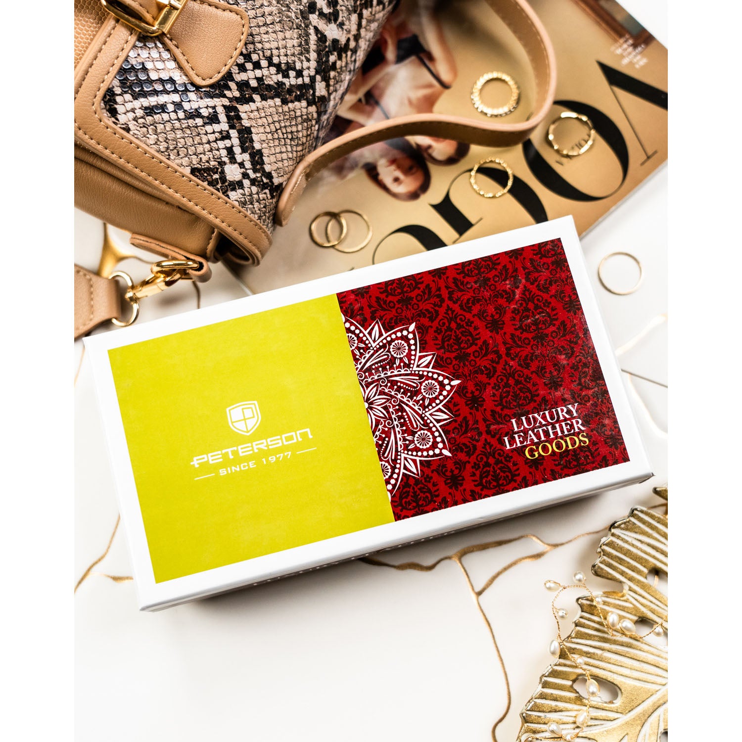 Didelė piniginė moterims Peterson, raudona PT122