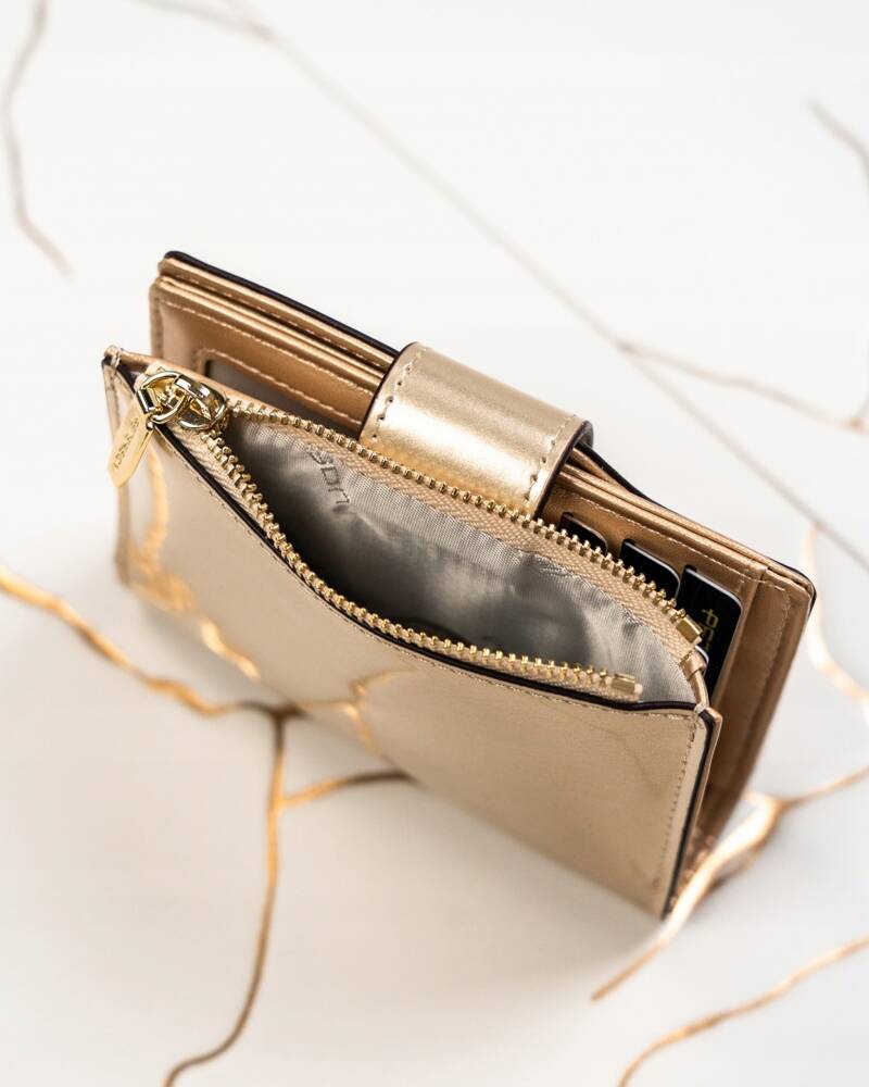 Natūralios odos piniginė moterims Peterson L95 N356