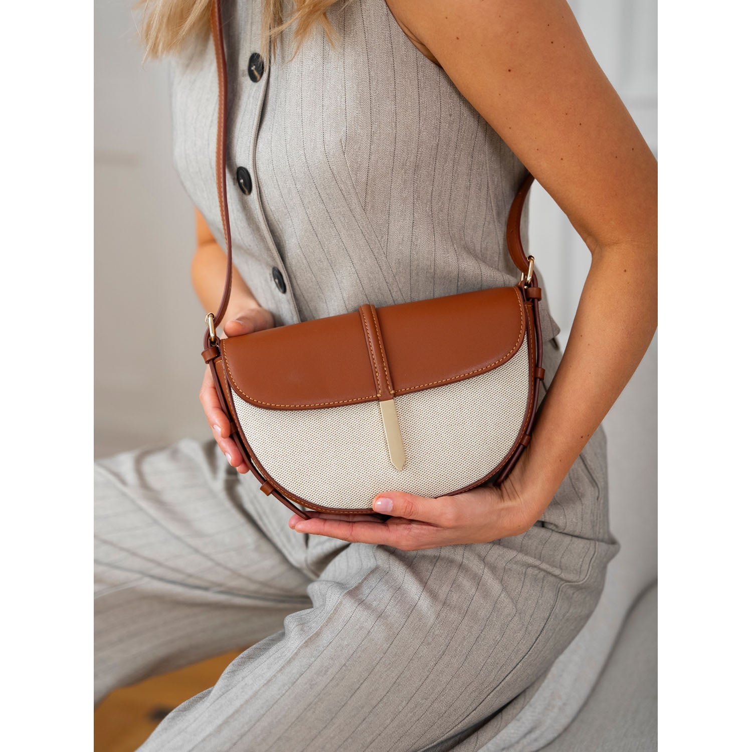 Rankinė moterims Peterson, smėlio ir ruda N465