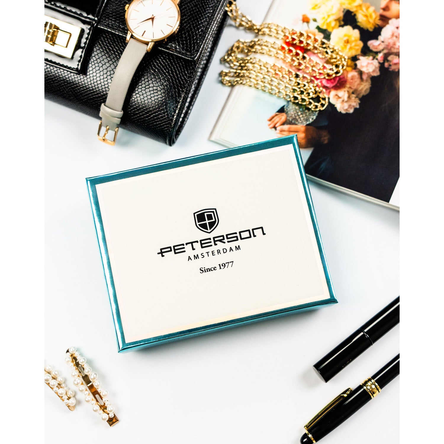 Piniginė moterims Peterson, raudona 2562