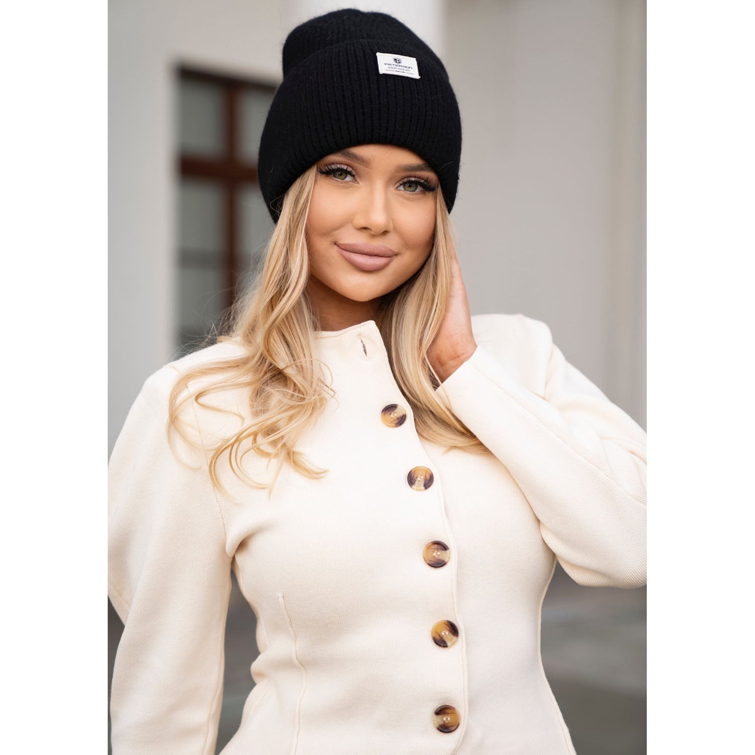 Žieminė kepurė moterims Peterson, juoda S24