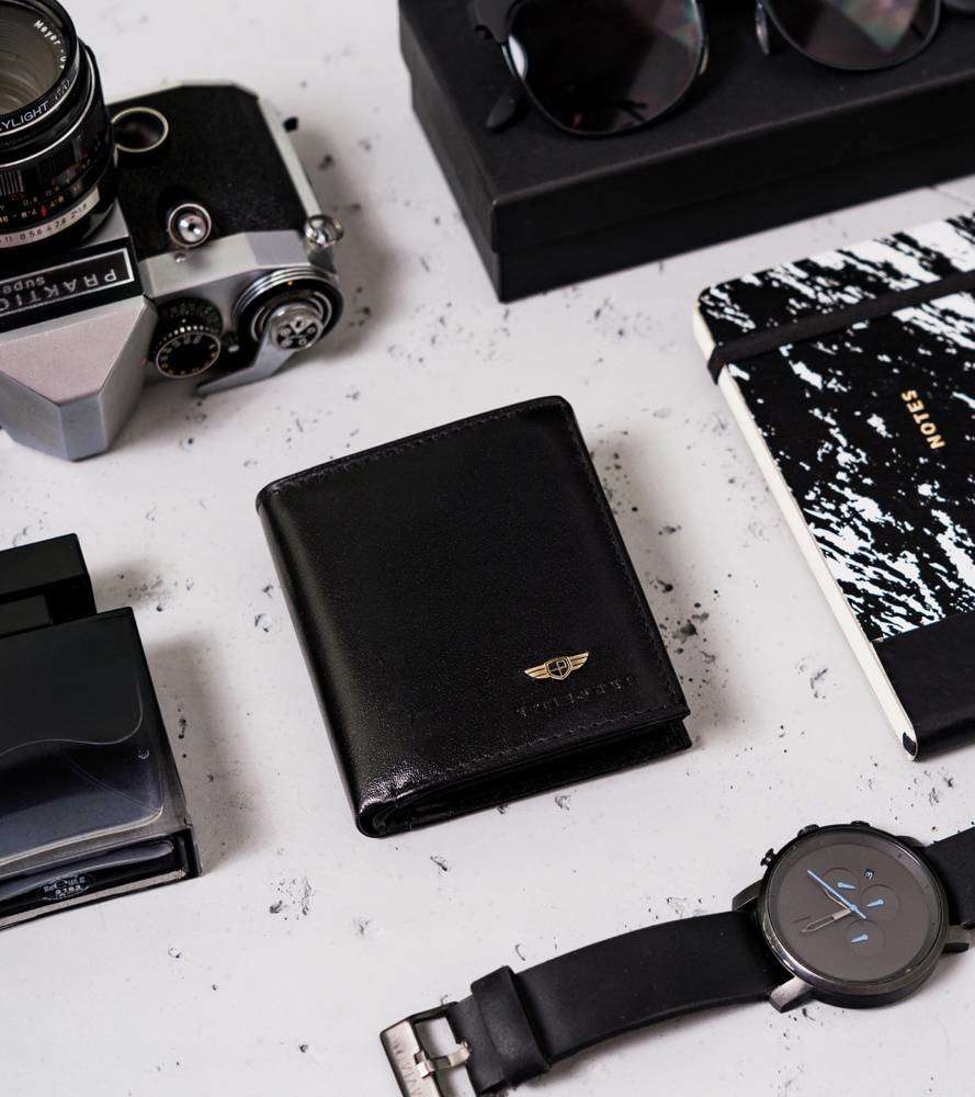 Vyriška odinė piniginė Peterson B3, juoda S488