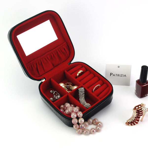 PATRIZIA BEAUTY-18044 juoda kosmetinė czarny
