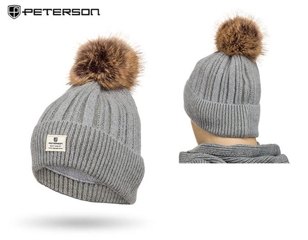Pilka moteriška kepurė su nuimamu bumbulu Peterson V45