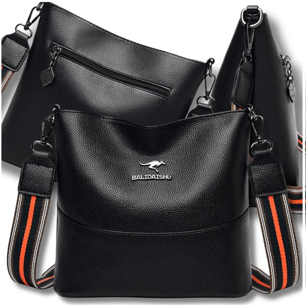 Moteriška rankinė R19, juoda R512