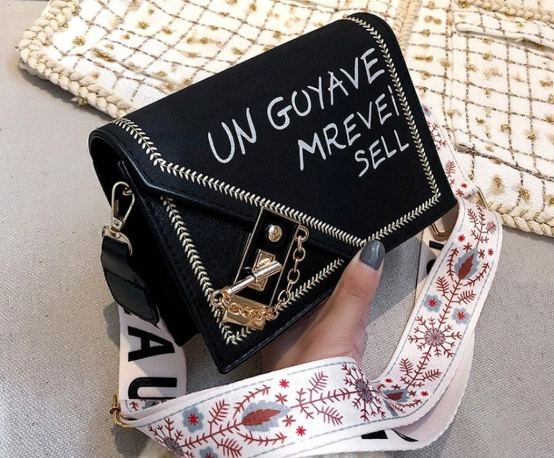 Rankinė moterims C80 juoda