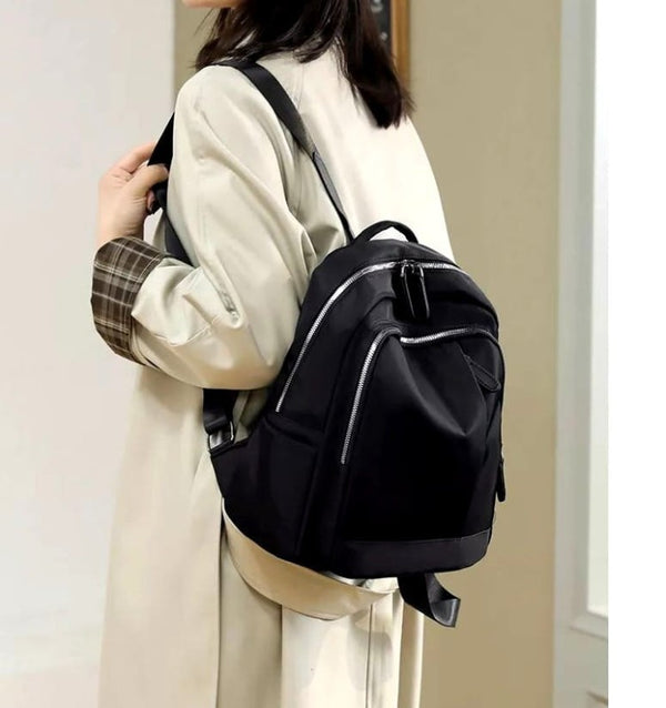 MOTERIŠKA KUPRINĖ T85