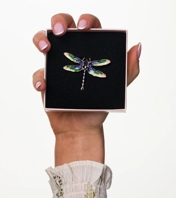 Prabangi Retro stiliaus sagė „Laumžirgis“ su žėrinčiais cirkoniais