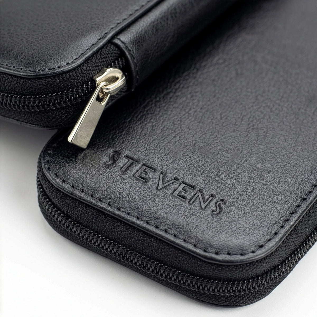 Juodas odinis dėklas rašikliams STEVENS, 10 vietų D40037