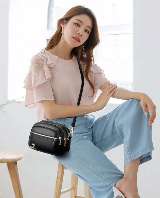 Moteriška rankinė G5, juoda N241