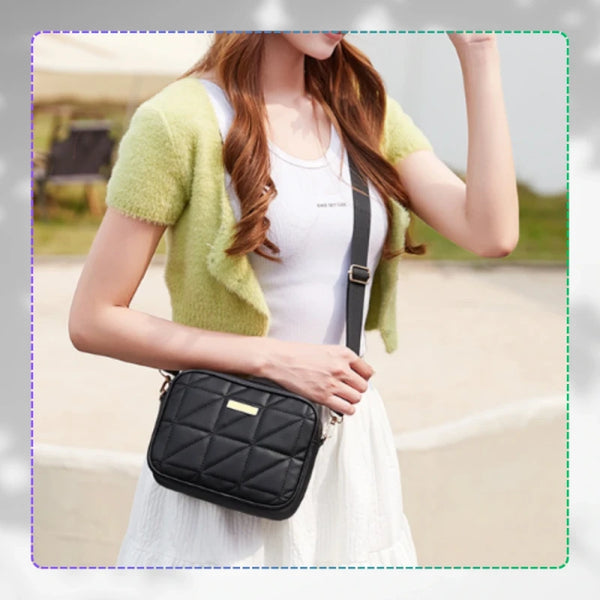 Rankinė moterims B15, juoda R326