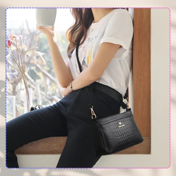 Rankinė moterims C1, juoda N327