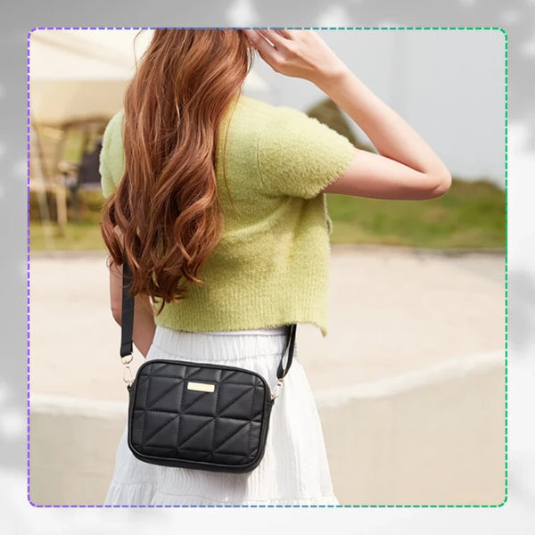 Rankinė moterims B15, juoda R326